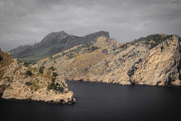 China Duty Free Expands Visual Stories Presence in Barcelona