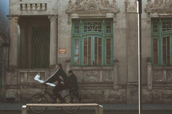 New Curated Review Innovations Transform Travel Retail